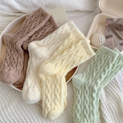 Warm Women's Socks New Winter Japanese Fashion Solid Color Fluffy Socks For Girls Home Thick Cute Floor Socks Kawaii Autumn Soft