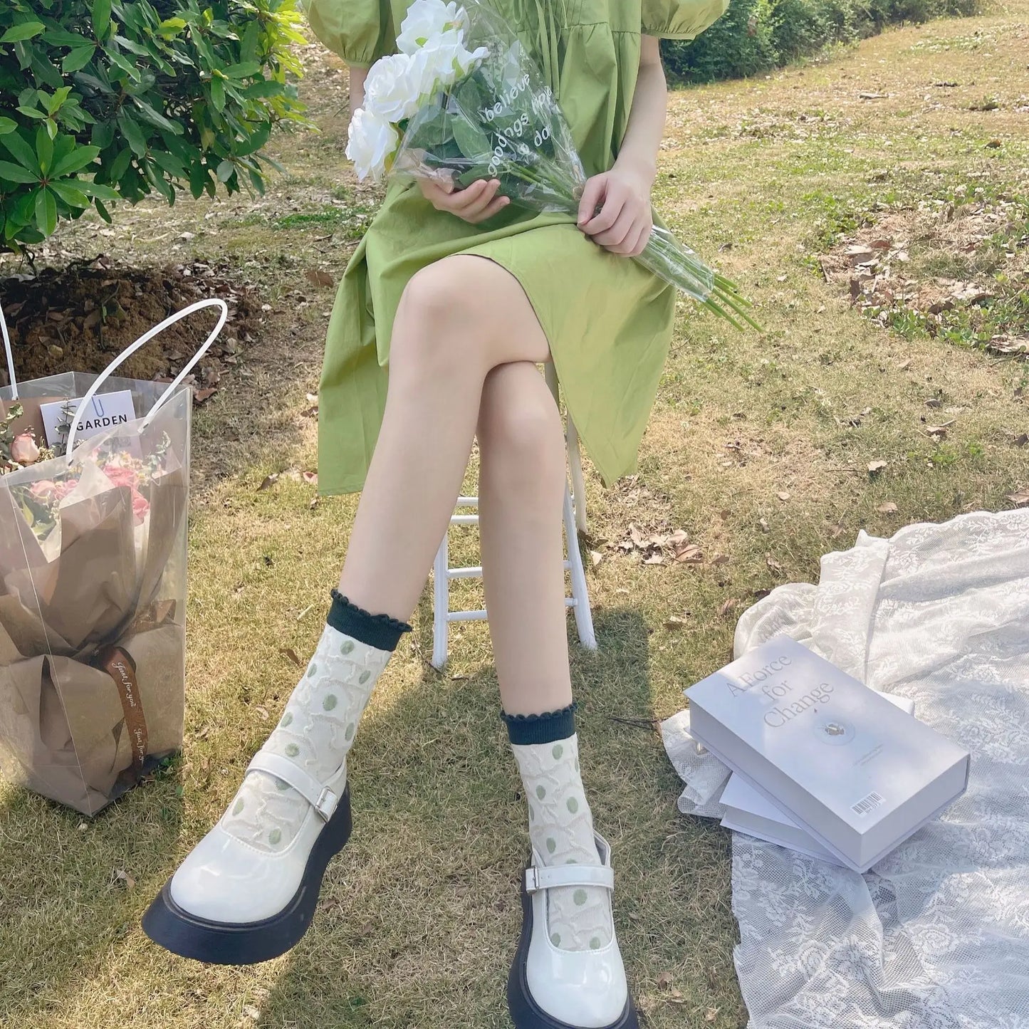 Five Pairs of Women's Forest Plants Flowers Spring and Autumn Fashion Retro College Style Cute and Interesting Mid Tube Socks